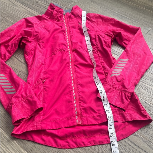 Helly Hansen | Fuchsia Pink Windfoil 2 in 1 Windbreaker Jacket Vest Size Small - Picture 8 of 14